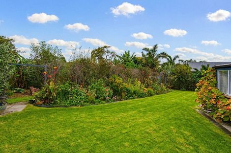 Photo of property in 63 Waipunahau Road, Waikanae, 5036