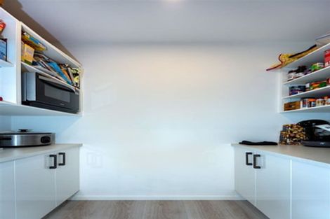 Photo of property in 13 Forge Close, Halswell, Christchurch, 8025