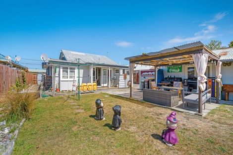 Photo of property in 192 Pacific Road, North New Brighton, Christchurch, 8083