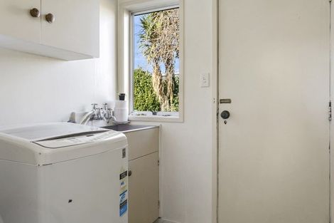 Photo of property in 68 Saint James Street, Richmond Heights, Taupo, 3330