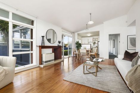 Photo of property in 16 Herbert Road, Queenwood, Hamilton, 3210