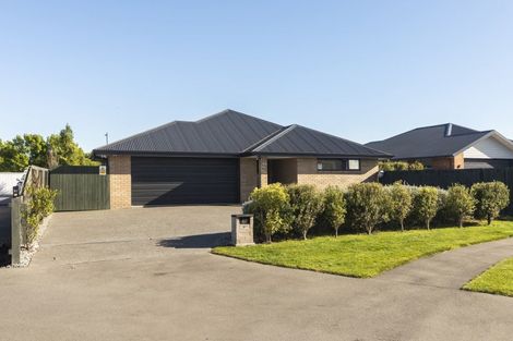 Photo of property in 60 Luxembourg Crescent, Halswell, Christchurch, 8025