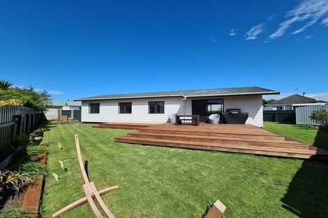 Photo of property in 28a Meade Place, Bell Block, New Plymouth, 4312