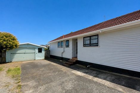 Photo of property in 1/50 Tawa Crescent, Manurewa, Auckland, 2102