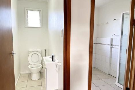 Photo of property in 7 Sequoia Place, Sunnynook, Auckland, 0620