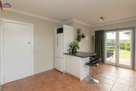 Photo of property in 58 Meeanee Road, Taradale, Napier, 4112