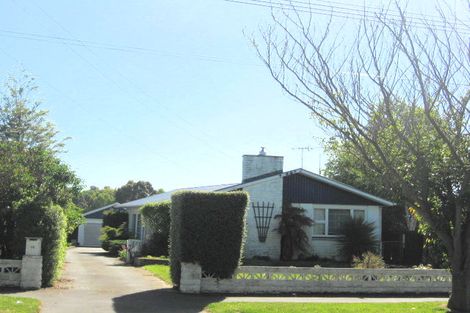 Photo of property in 14 Isleworth Road, Bishopdale, Christchurch, 8053