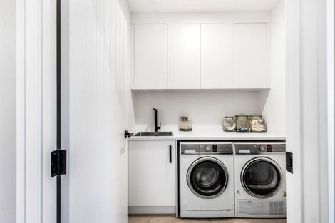 Photo of property in 48 Ngaru Crescent, Wharewaka, Taupo, 3330