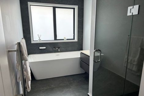 Photo of property in 32 Hitchen Road, Pokeno, 2402