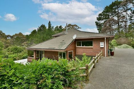 Photo of property in 70 Scott Road, Stanmore Bay, Whangaparaoa, 0932