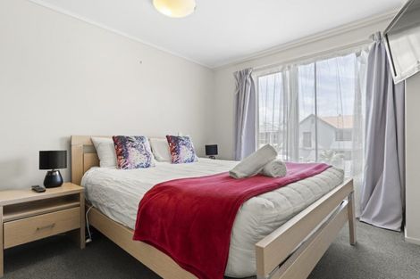 Photo of property in Atlas Apartments, 1/49 Maunganui Road, Mount Maunganui, 3116