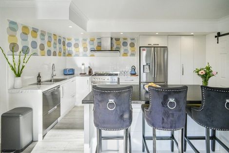 Photo of property in 702 Rainbow Avenue, Parkvale, Hastings, 4122