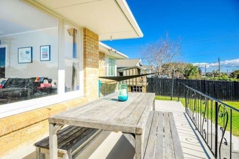 Photo of property in 59 Mcintyre Road, Mangere Bridge, Auckland, 2022