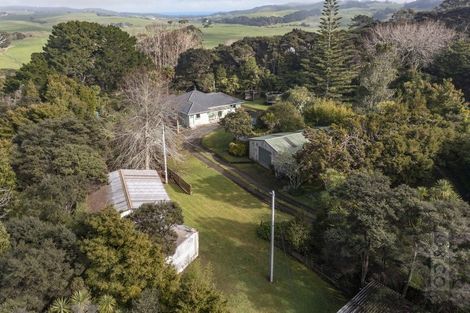 Photo of property in 380 Muriwai Road, Waimauku, 0881