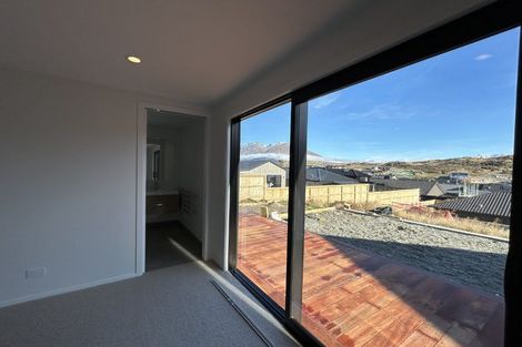 Photo of property in 45 Shepherd Road, Jacks Point, Queenstown, 9371