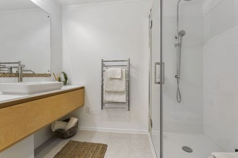 Photo of property in 10a Marama Street, Castor Bay, Auckland, 0620