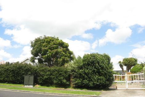 Photo of property in 11 Beach Road, Takanini, 2112