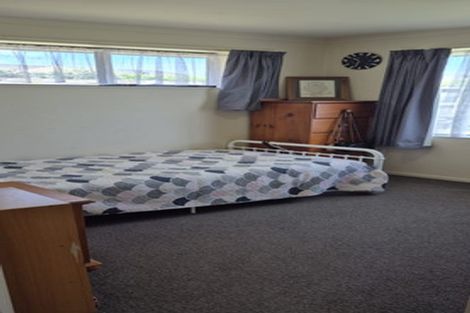 Photo of property in 20a Waitoa Street, Waiuku, 2123