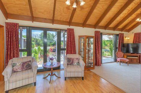 Photo of property in 153 Buller Road, Levin, 5571