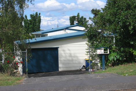 Photo of property in 22 Stottholm Road, Titirangi, Auckland, 0604