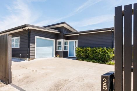 Photo of property in 2b Alton Place, Hokowhitu, Palmerston North, 4410