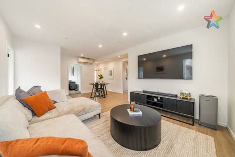 Photo of property in 11 Wheatley Street, Naenae, Lower Hutt, 5011