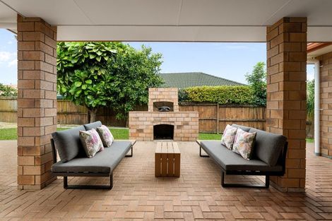 Photo of property in 5 Castlehill Court, Wattle Downs, Auckland, 2103