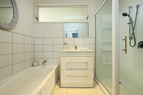 Photo of property in 6 Roskilda Crescent, Taradale, Napier, 4112