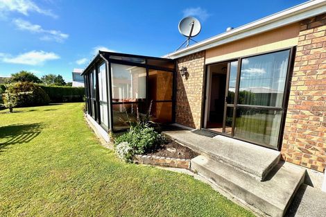 Photo of property in 22a Naish Street, Balclutha, 9230