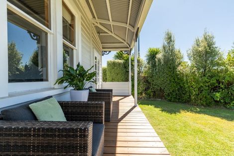 Photo of property in 92 Auckland Road, Greenmeadows, Napier, 4112