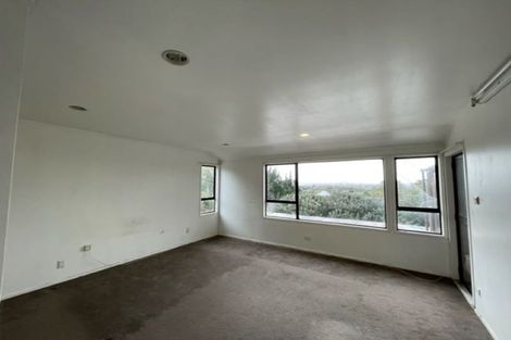 Photo of property in 1/2 Monde Place, Clover Park, Auckland, 2019
