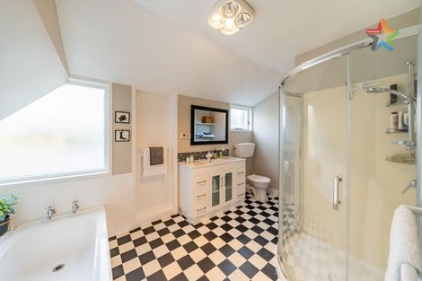 Photo of property in 57 Oroua Street, Eastbourne, Lower Hutt, 5013