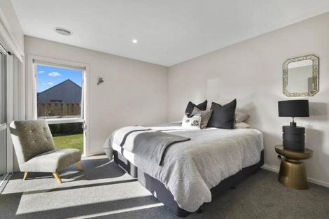 Photo of property in 60 Mount Linton Avenue, Wanaka, 9305