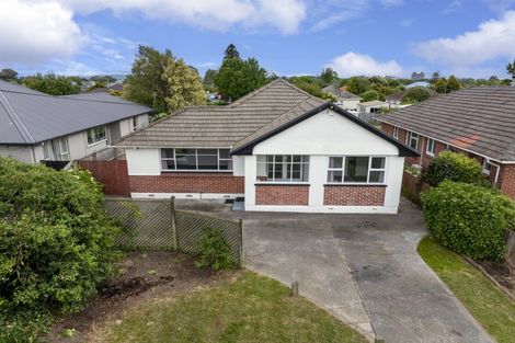 Photo of property in 39 Acacia Avenue, Upper Riccarton, Christchurch, 8041