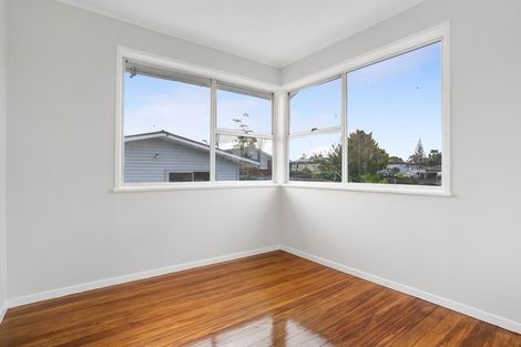 Photo of property in 10 Benmore Place, Manurewa, Auckland, 2102