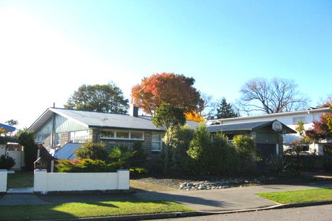 Photo of property in 8 Hurunui Street, Cracroft, Christchurch, 8025