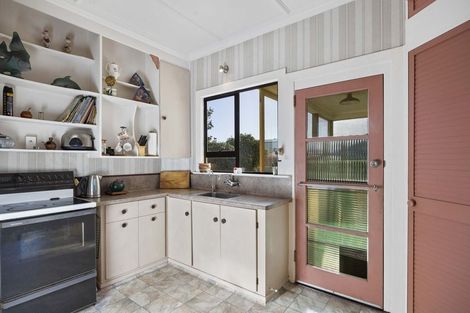 Photo of property in 18 Egmont Street, Hawera, 4610