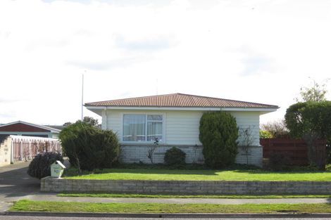 Photo of property in 60 Clarence Cox Crescent, Pirimai, Napier, 4112