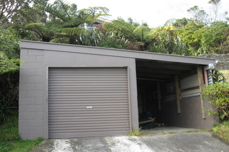 Photo of property in 11 Versailles Street, Karori, Wellington, 6012