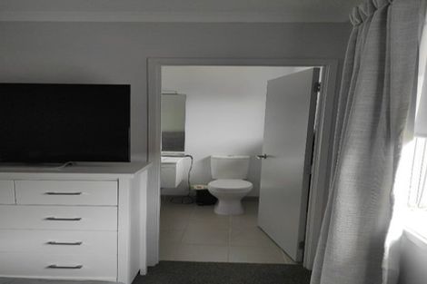 Photo of property in 36 Paterson Avenue West, Pukekohe, 2120