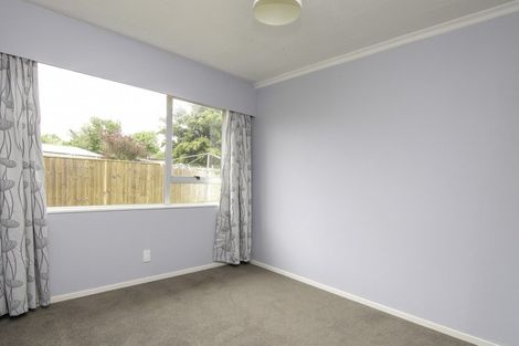 Photo of property in 33 Rhodes Drive, Kelvin Grove, Palmerston North, 4414