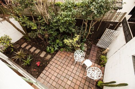 Photo of property in 2/16 Rossall Street, Merivale, Christchurch, 8014