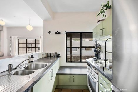 Photo of property in Anderson Apartments, 9/248 Willis Street, Te Aro, Wellington, 6011