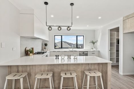 Photo of property in 24 Drower Glen, Flagstaff, Hamilton, 3210