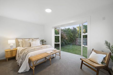 Photo of property in 27 Liverton Crescent, Bishopdale, Christchurch, 8053