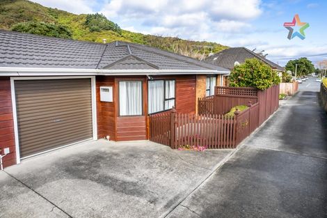 Photo of property in 39a Birdwood Road, Waterloo, Lower Hutt, 5011