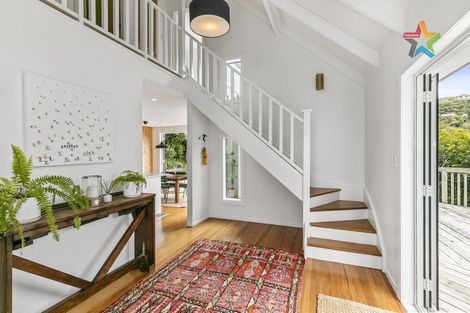 Photo of property in 21a Walnut Way, Maungaraki, Lower Hutt, 5010