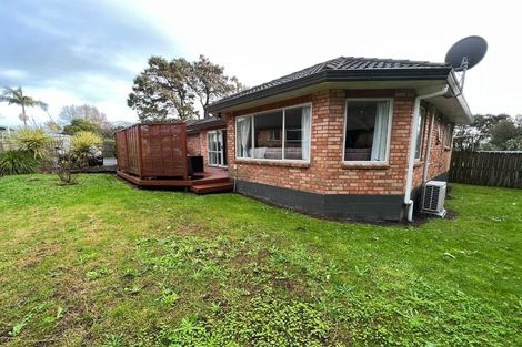 Photo of property in 102b Wharf Road, Te Atatu Peninsula, Auckland, 0610