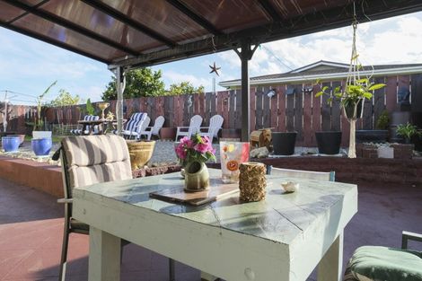 Photo of property in 117 Guy Street, Dannevirke, 4930