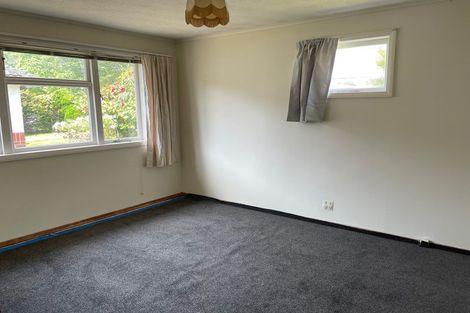 Photo of property in 8 Hall Grove, Ebdentown, Upper Hutt, 5018